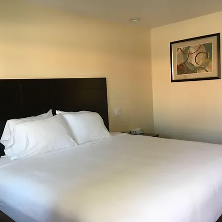 Colton Inn-3